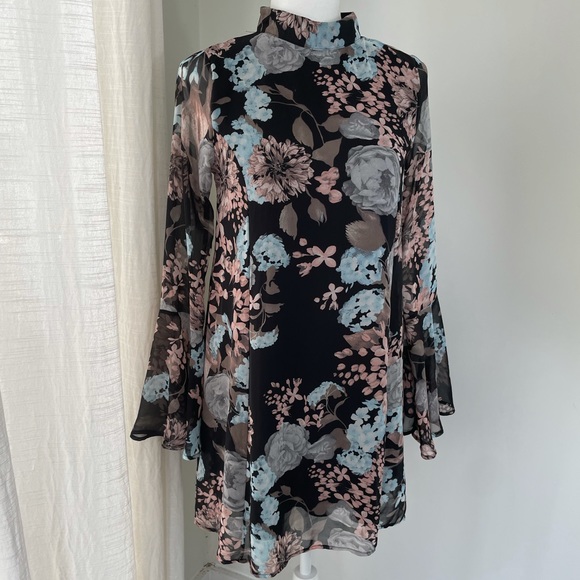 Lulus Like and Cher Black Floral Shift Dress Mini - Picture 2 of 10